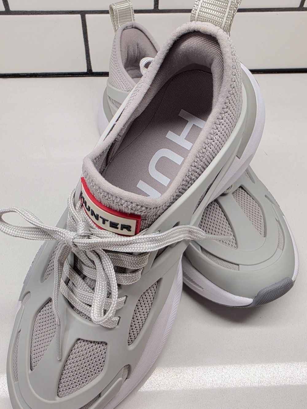 Hunter Women's Light Gray Athletic Sneakers - Picture 8 of 9